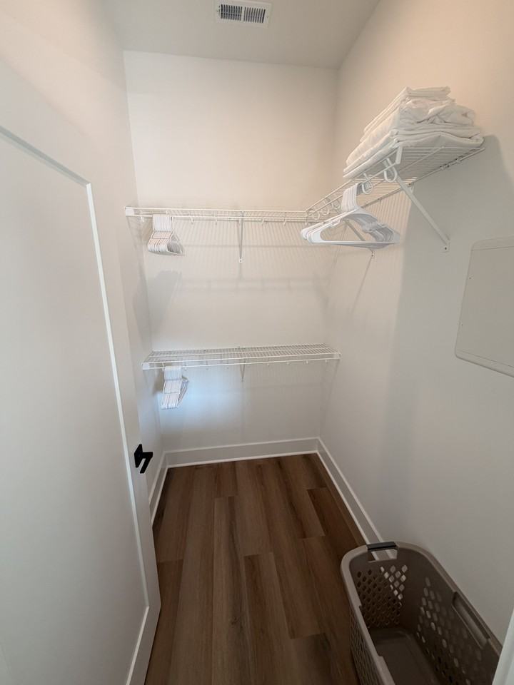 1726 S Watkins St #202 - Photo 4 of 12