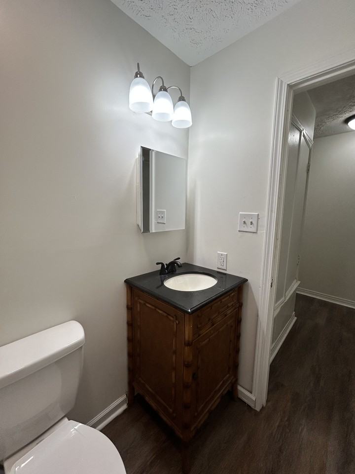43 Tanglewood Ln #NA - Photo 6 of 8