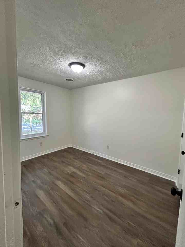 43 Tanglewood Ln #NA - Photo 7 of 8