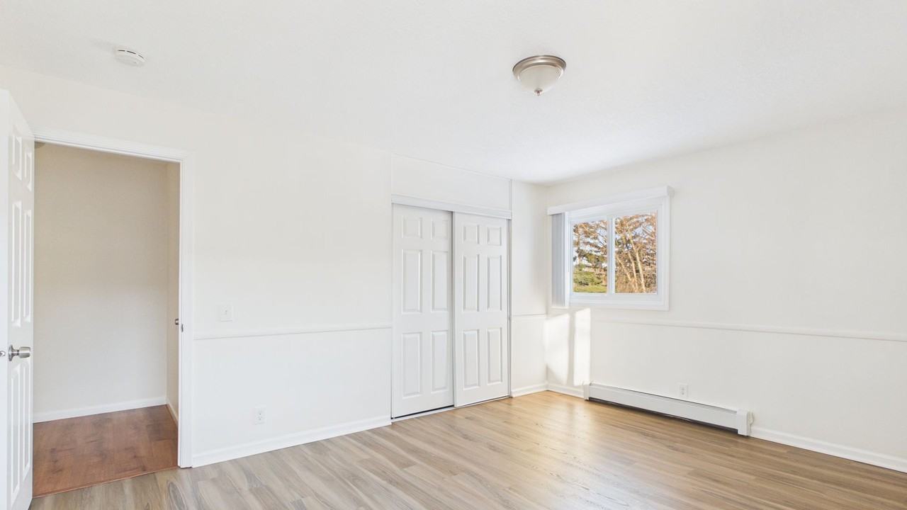34 Grand Apartments - Photo 2 of 26