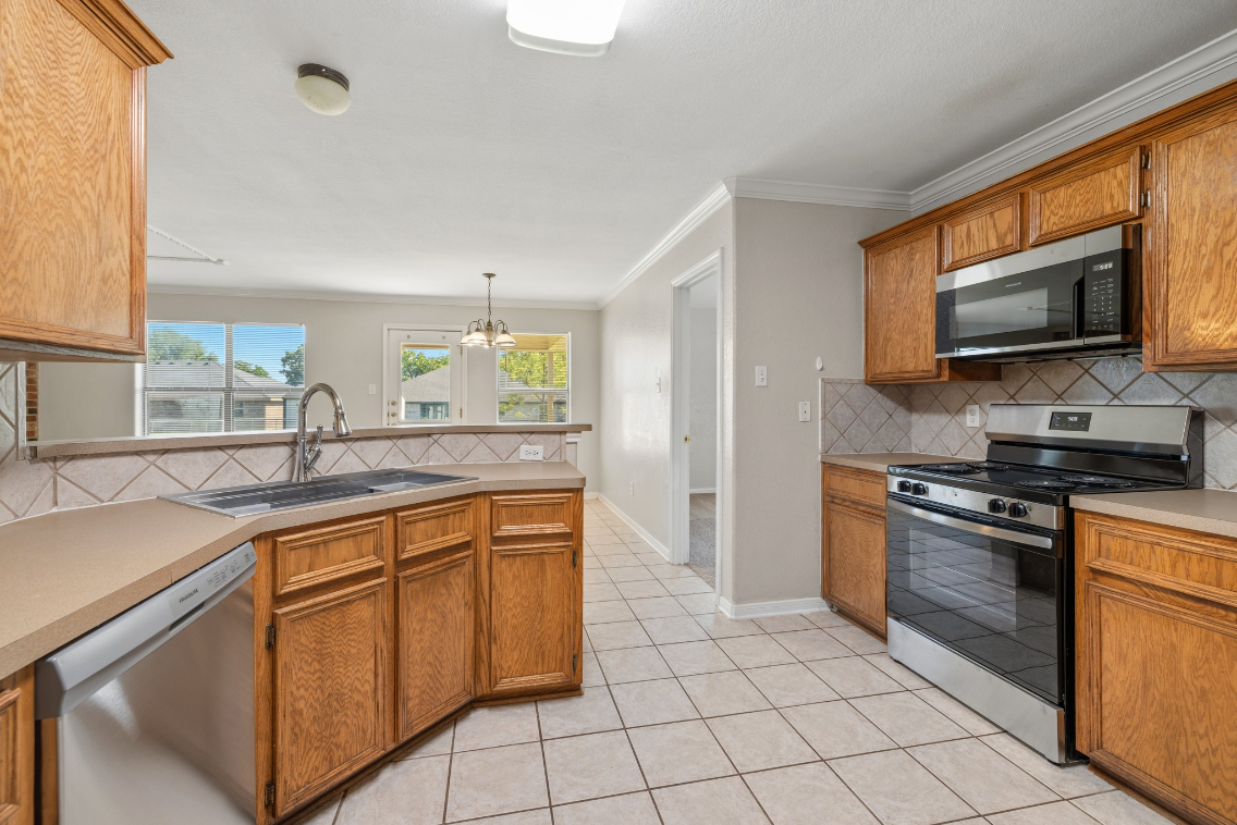 120 Cedar Ridge Dr #NA - Photo 5 of 28