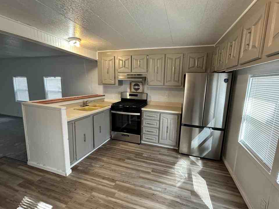 507 Steve St - Photo 4 of 9