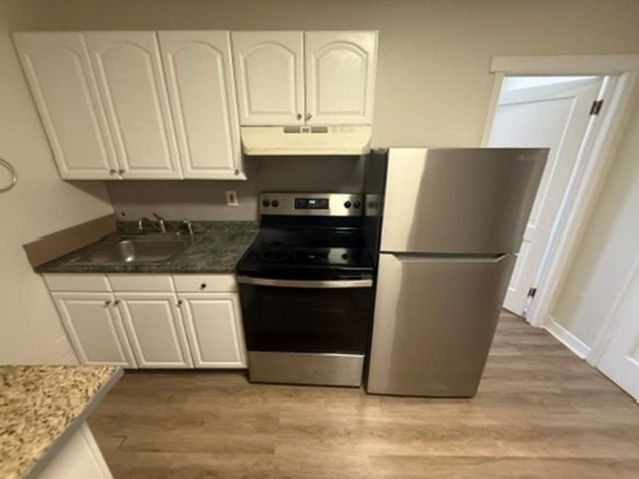 400 N Springfield Rd - Photo 6 of 17