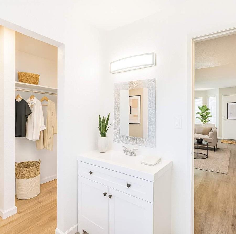 1150 Pedro St - Photo 7 of 11