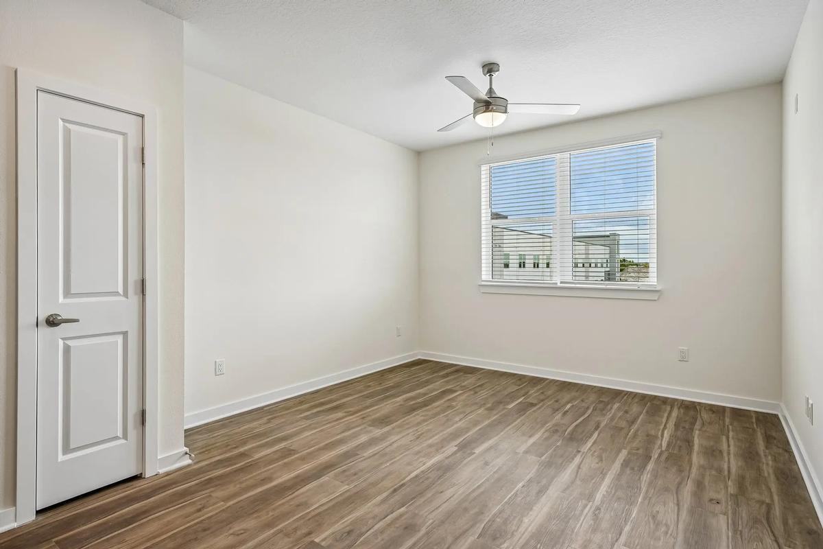 7555 McDowell Way - Photo 4 of 21