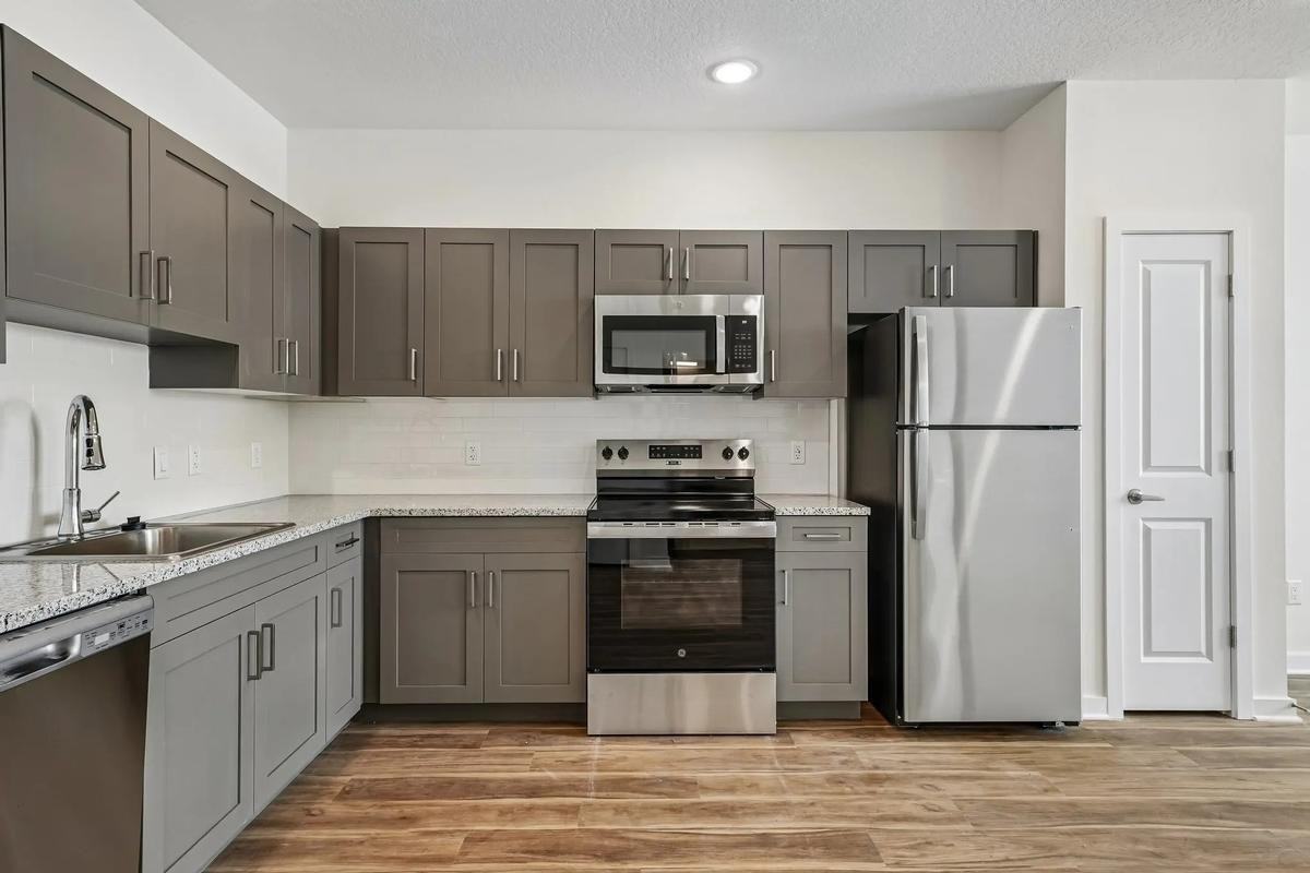 7555 McDowell Way - Photo 6 of 21