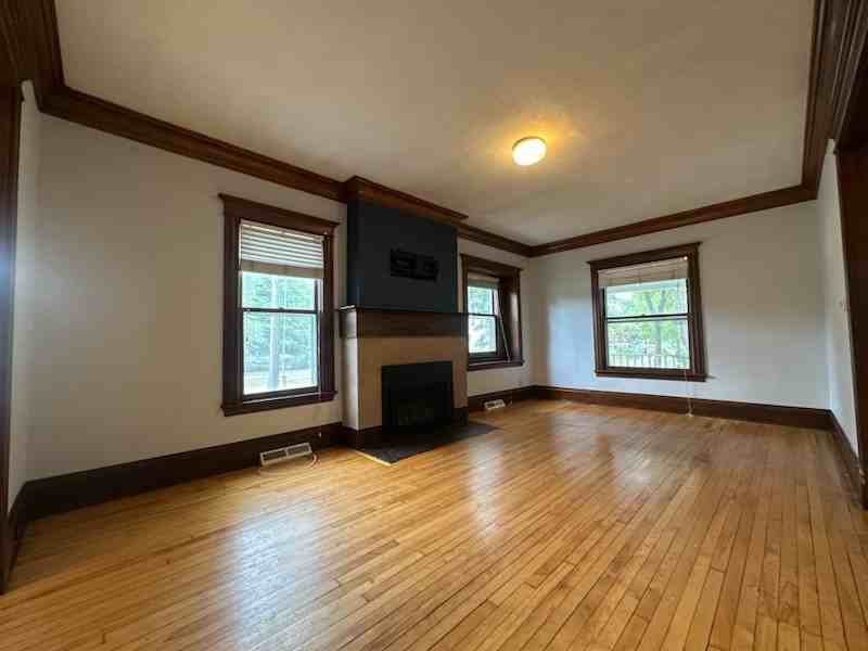 3145 5th Ave S #0 - Photo 7 of 31