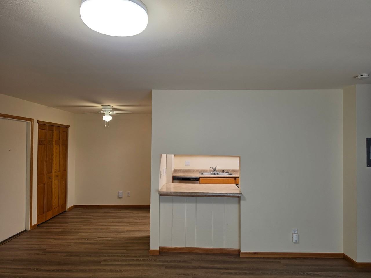 Drake Rentals - Kingston Apts - Photo 2 of 50