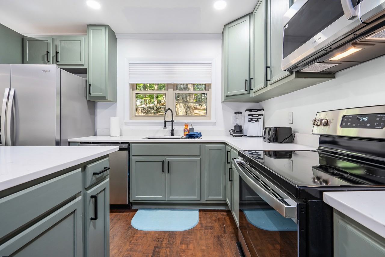2222 Lytle St Se #1 - Photo 3 of 22