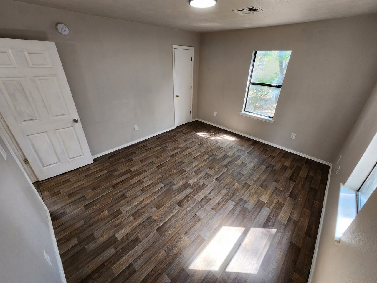 315 S Cherry St #1 - Photo 6 of 10
