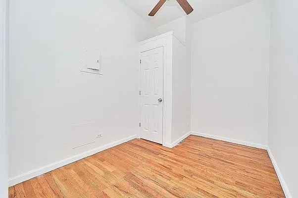 150 Manhattan Ave #4C - Photo 3 of 11