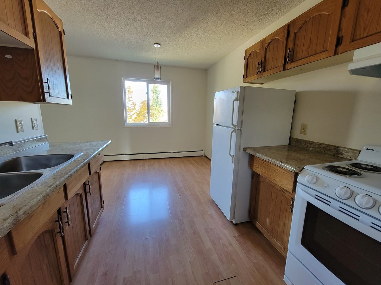 10105 105 Ave - Photo 3 of 16