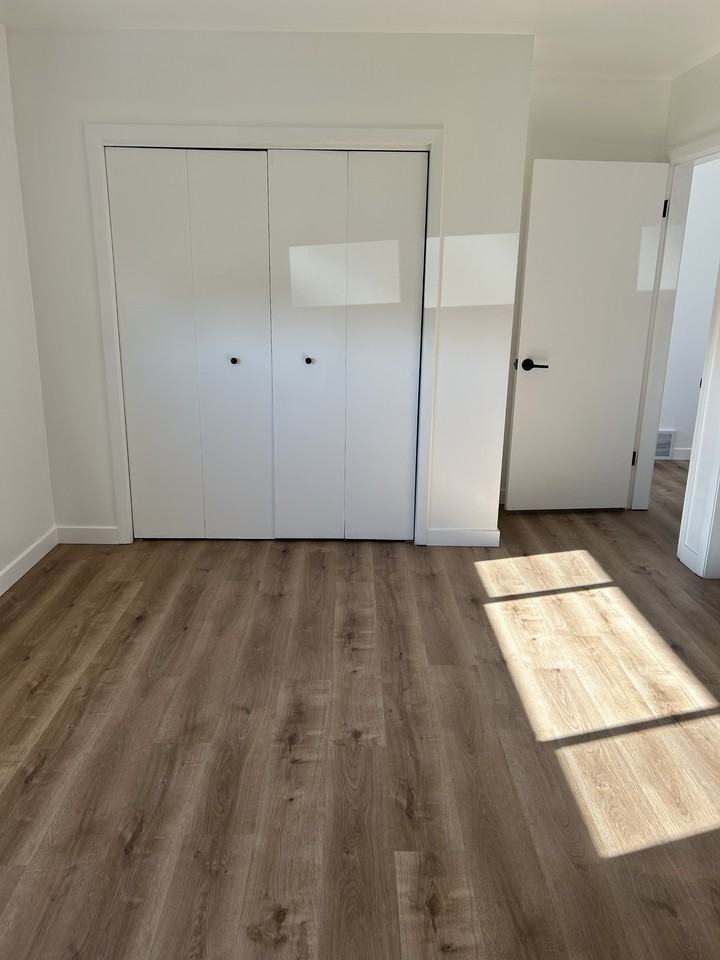 4615 117a St Nw - Photo 3 of 24