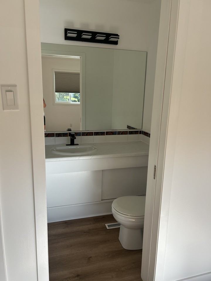 4615 117a St Nw - Photo 4 of 24