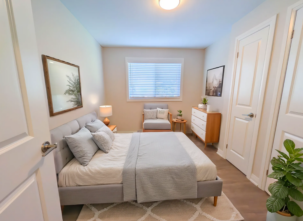 3865 Front Street - 201 - Photo 5 of 19