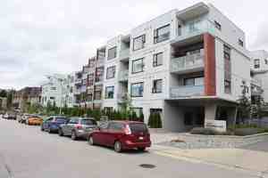 featured image of 2345 Rindall Ave