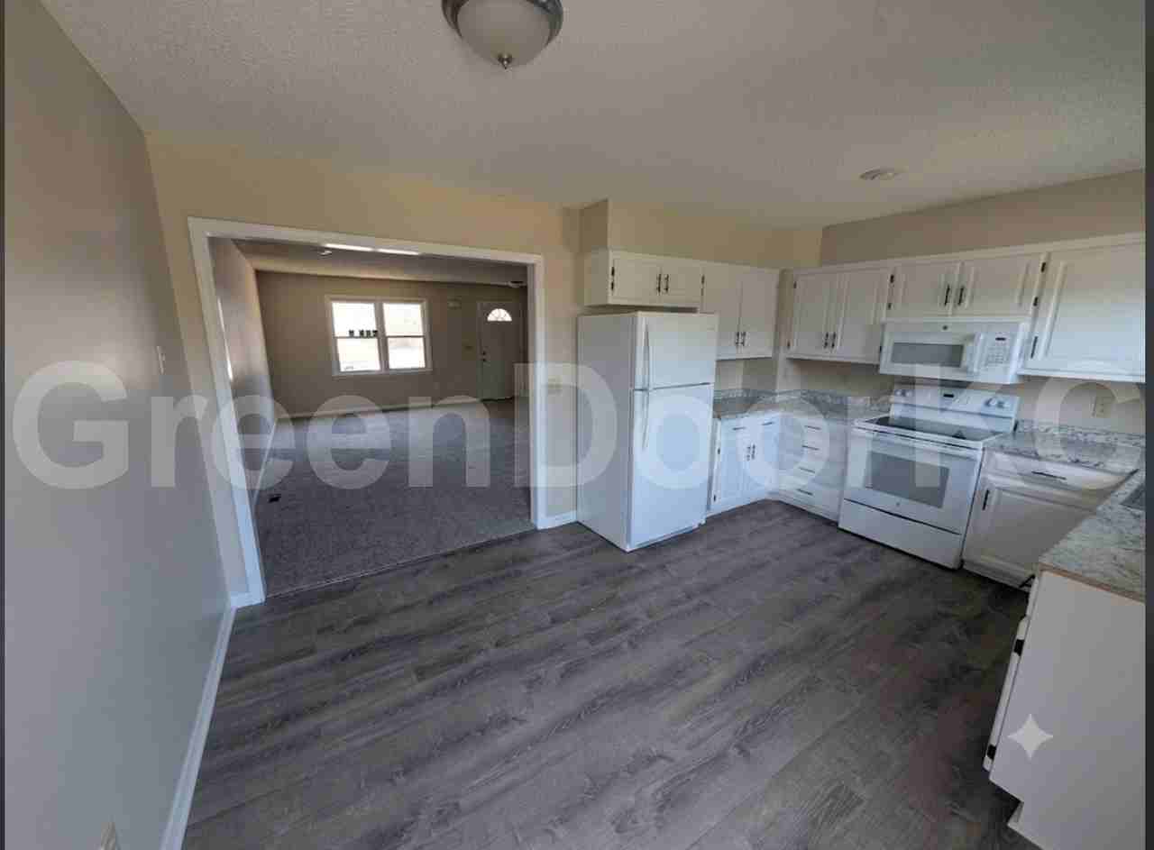 13843 S Constance Ct #13843 - Photo 4 of 13
