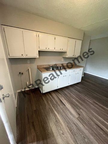 6 E Mckellar Ave #1 - Photo 4 of 15
