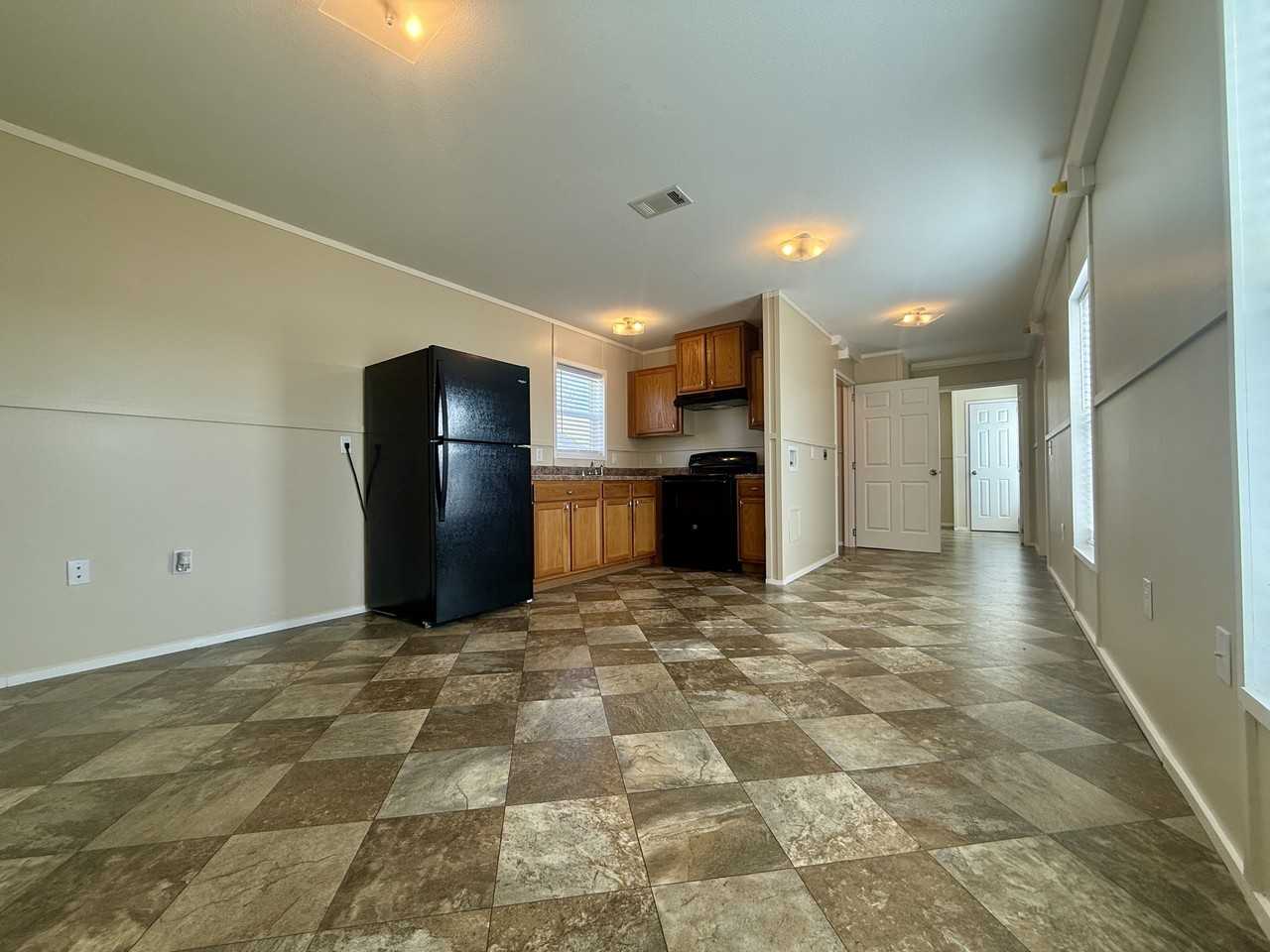 709 N Collins Fwy #156 - Photo 2 of 34