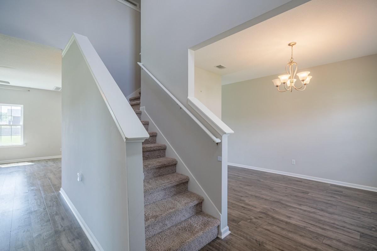 418 Huntington Dr Ne #1 - Photo 5 of 50