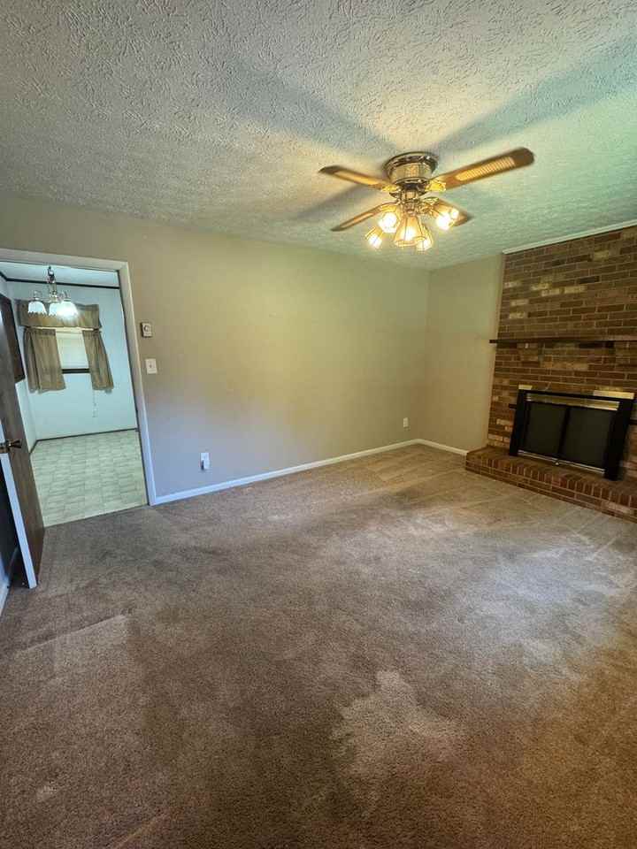 2735 Tablerock Rd - Photo 5 of 15