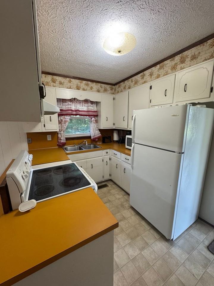 2735 Tablerock Rd - Photo 6 of 15