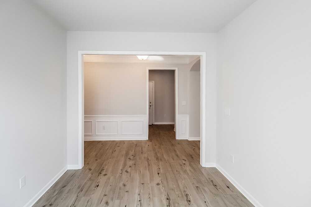 206 Nuttall Dr - Photo 3 of 16
