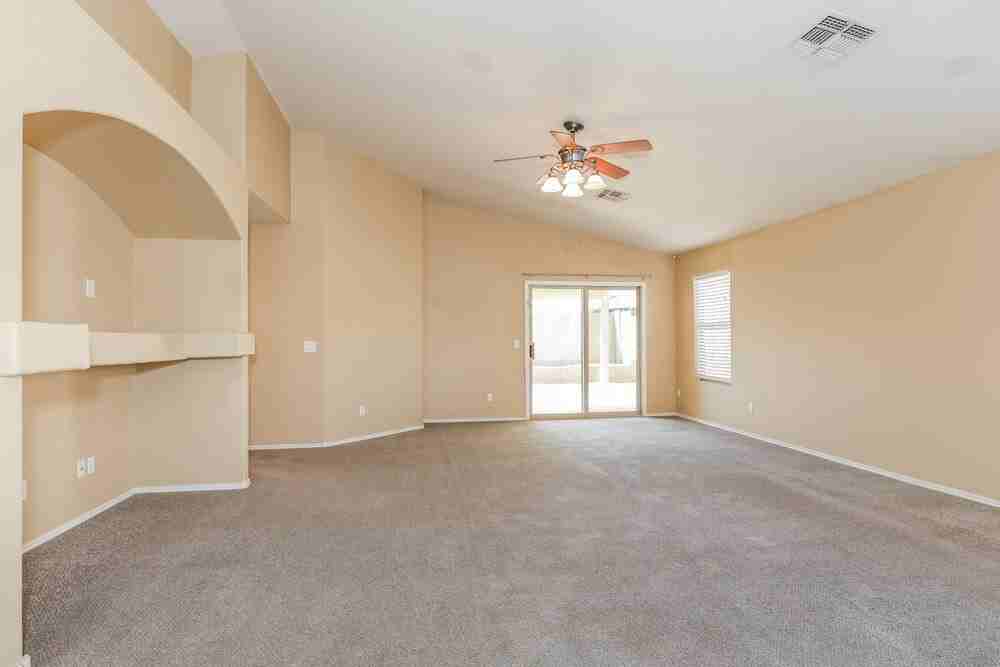 2213 W Saint Charles Ave - Photo 4 of 16