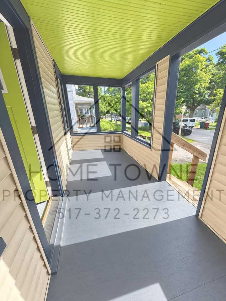 1635 Indiana Ave - Photo 6 of 11