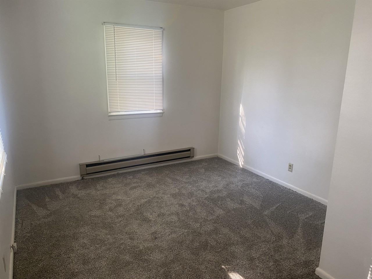 949 Saint Mary St #1 - Photo 5 of 12