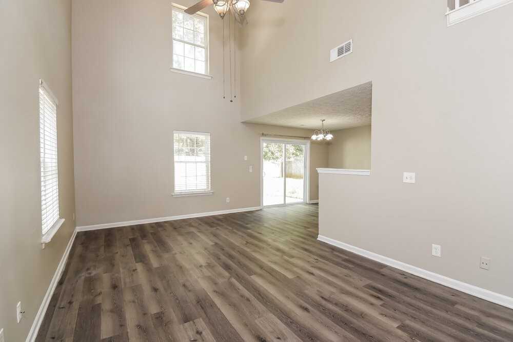186 Ilex Dr - Photo 5 of 17