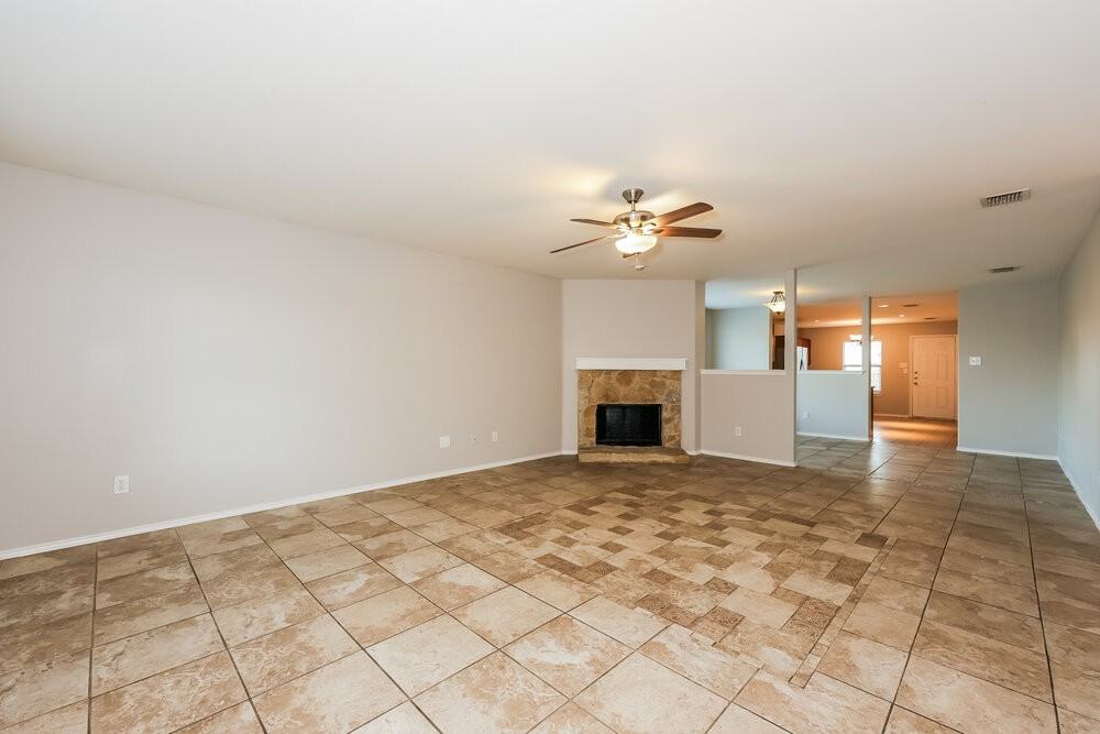 2501 Mill Springs Pass - Photo 4 of 16