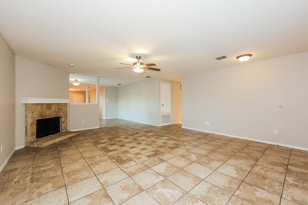 2501 Mill Springs Pass - Photo 5 of 16