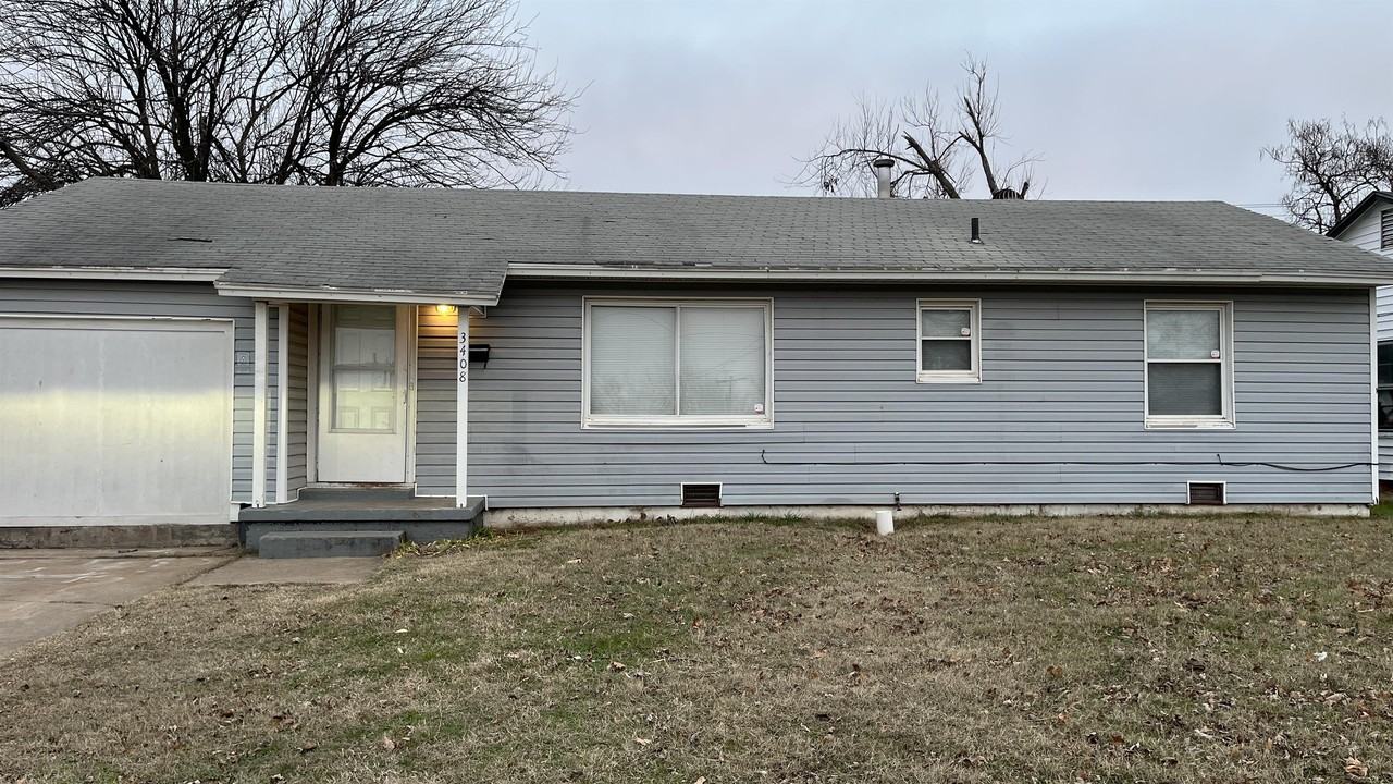 3408 Woodside Dr #1