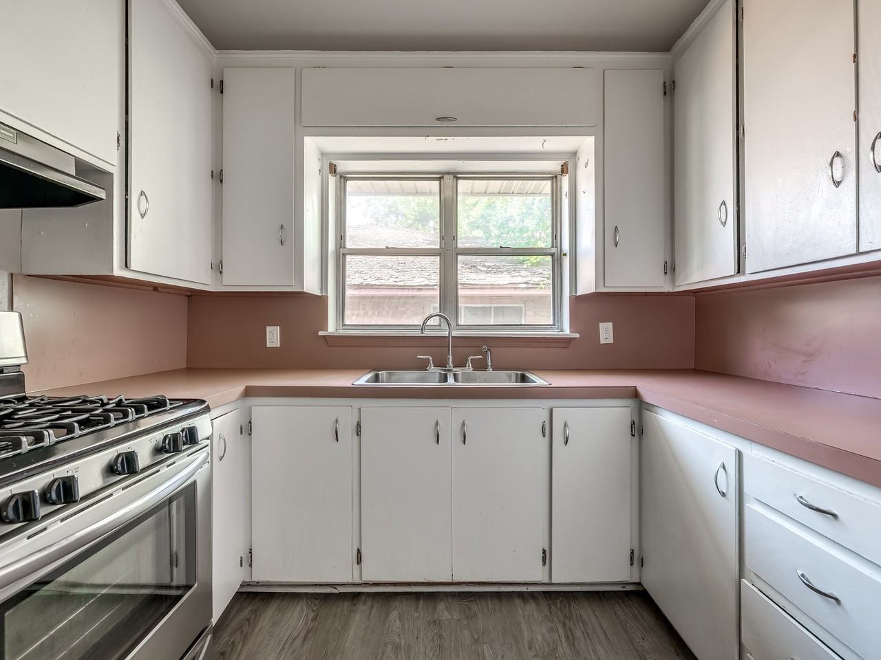 1221 Ne 44th St #1 - Photo 3 of 44