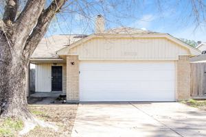 featured image of 15503 Boulder Oaks Dr