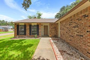 featured image of 6827 Gettysburg Dr #1