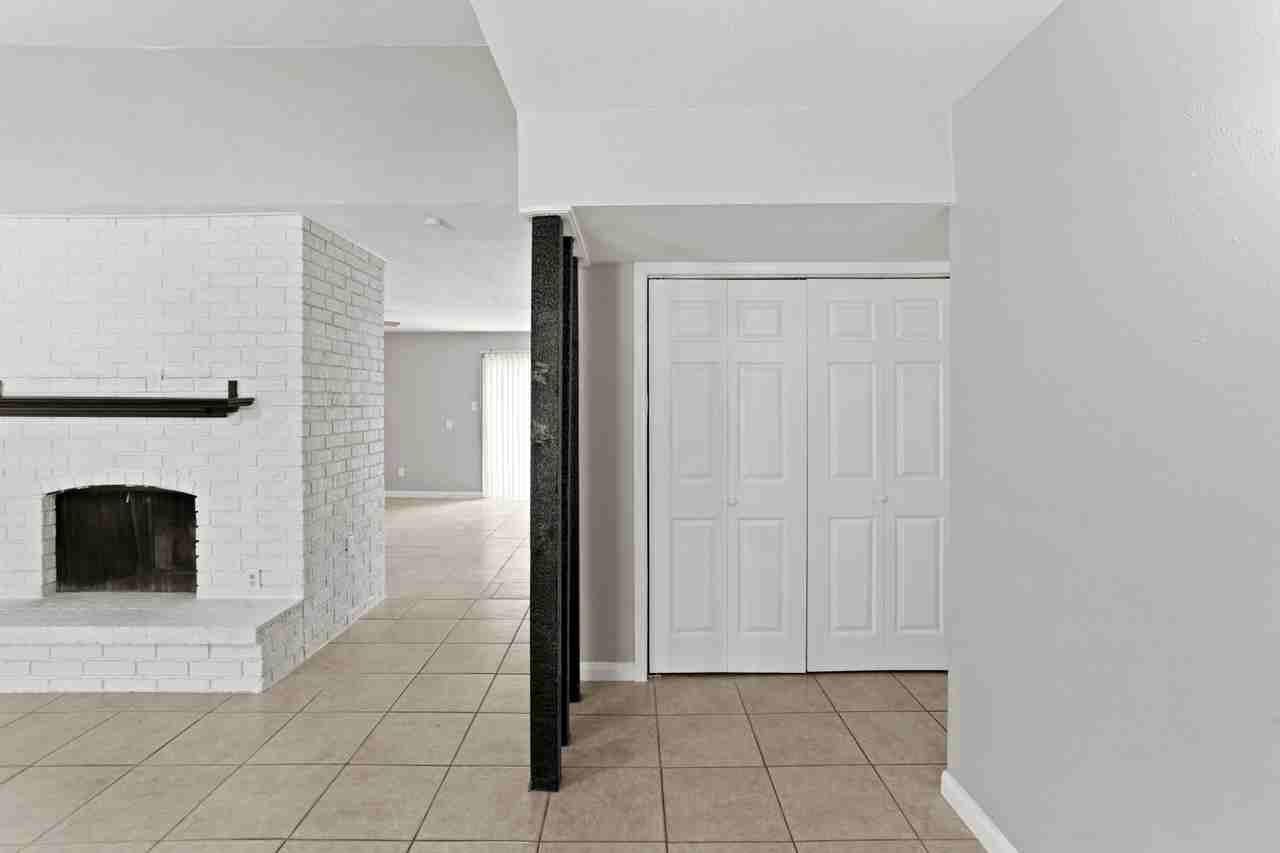 6827 Gettysburg Dr #1 - Photo 3 of 27