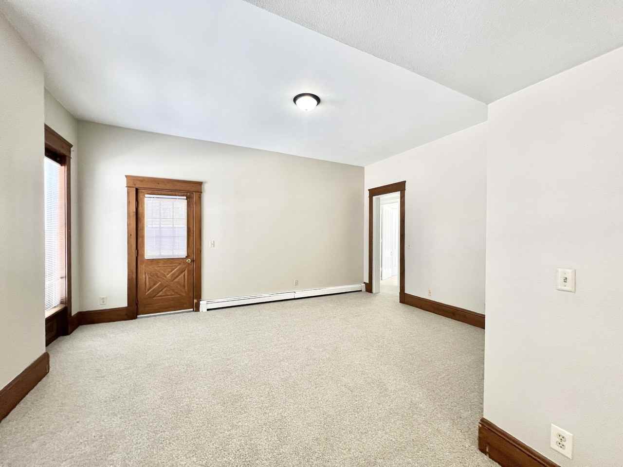 521 E Court St #3 - Photo 5 of 10