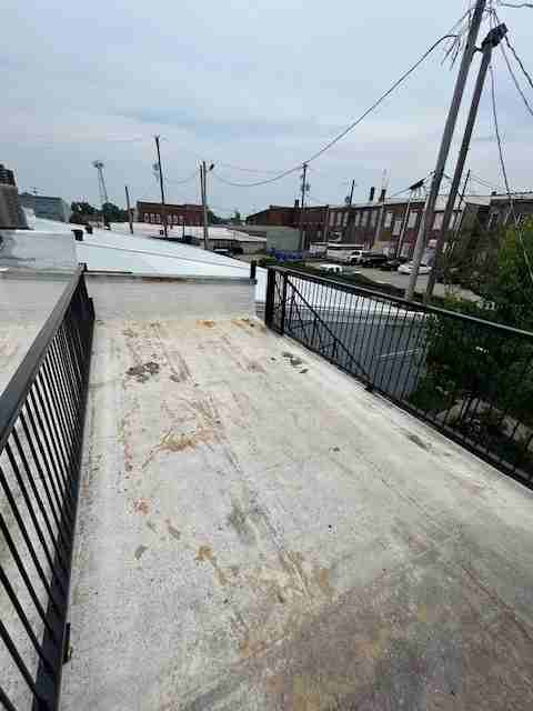 226.5 West Broadway - 1 #1 - Photo 5 of 24