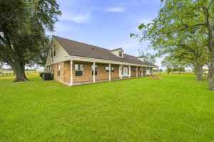 featured image of 9719 Sw I 10 Frontage Rd #1