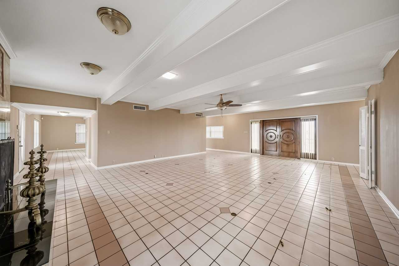 9719 Sw I 10 Frontage Rd #1 - Photo 5 of 27