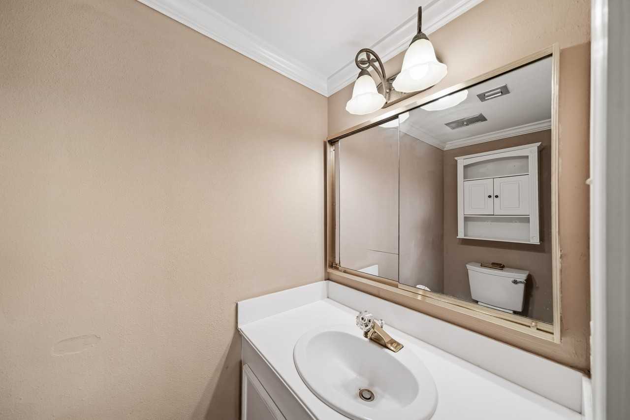 9719 Sw I 10 Frontage Rd #1 - Photo 6 of 27