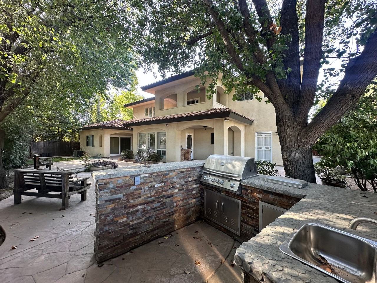 5319 W Harold Ave - Photo 3 of 30