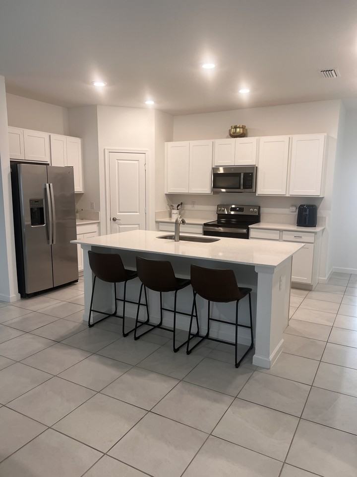 1815 Diablo Cir Sw #1 - Photo 2 of 20