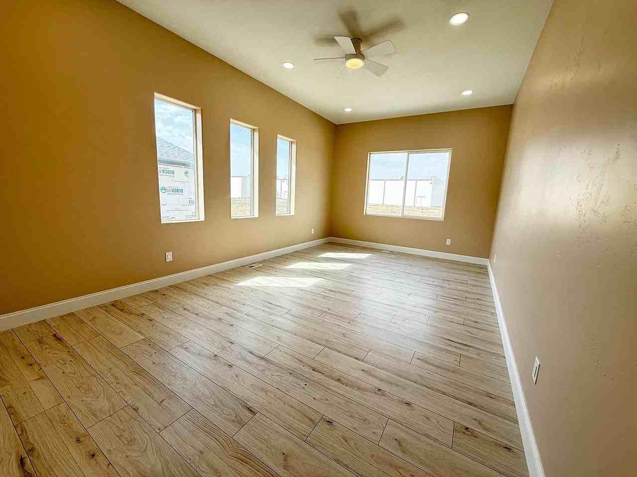 3107 W Laux Dr #1 - Photo 6 of 19
