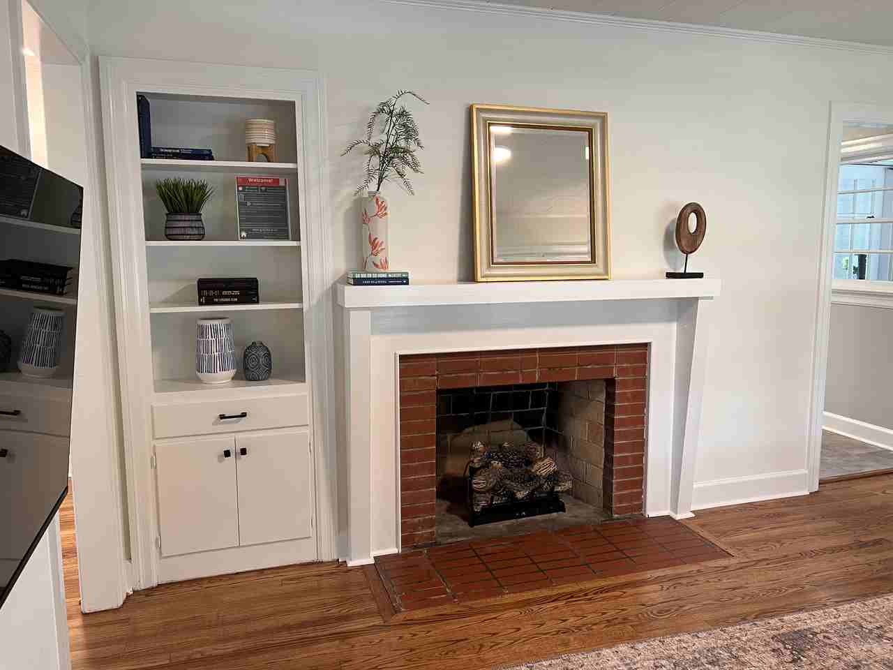 209 S Tunstall Ave #1 - Photo 4 of 13