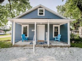 2104 Hall St - Photo 1 of 1