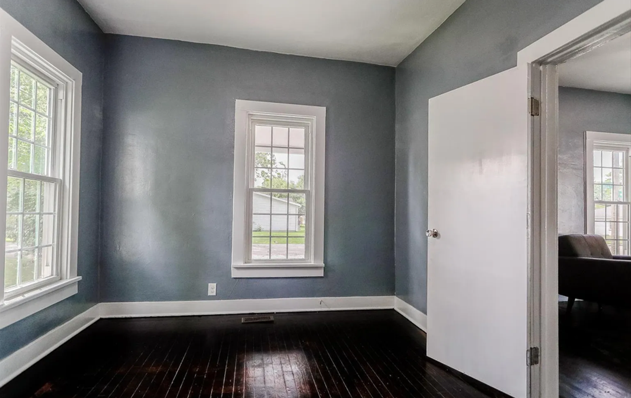 2104 Hall St - Photo 6 of 27