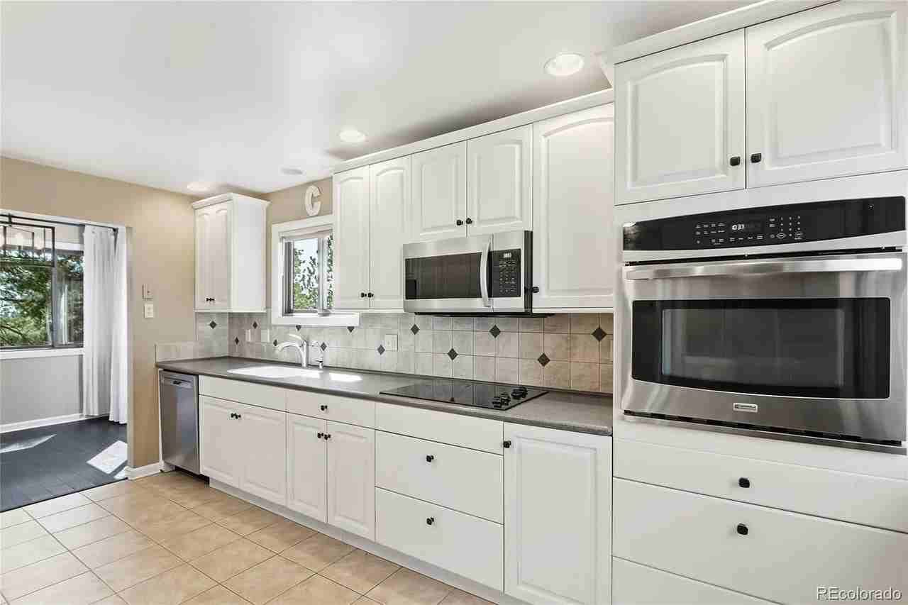 6136 High Dr #1 - Photo 7 of 27